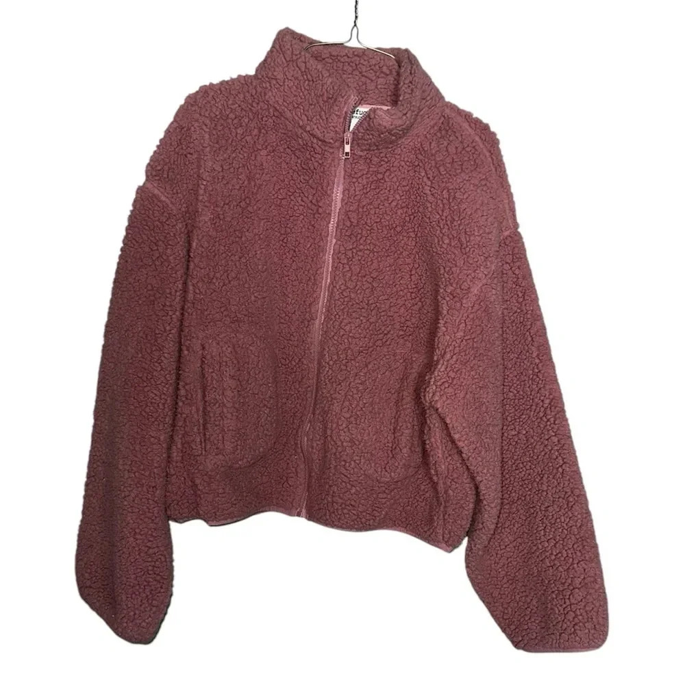 Charlotte Russe Cropped Sherpa Jacket (E3)